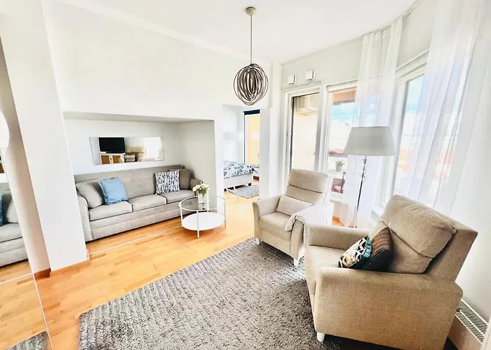 Lootsi Apartment With Sauna, Next To Old Town, City Center, Port